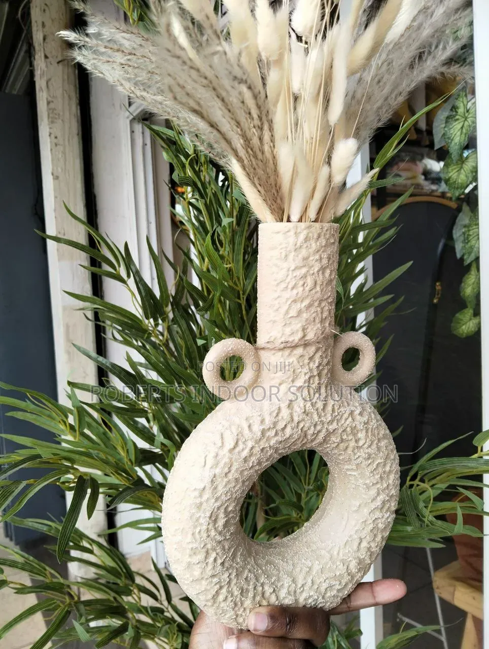 *Donut Decorative Ceramic Vase