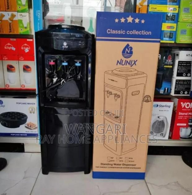 Two Taps. 2 Tapp Nunix Q7 Dispenser