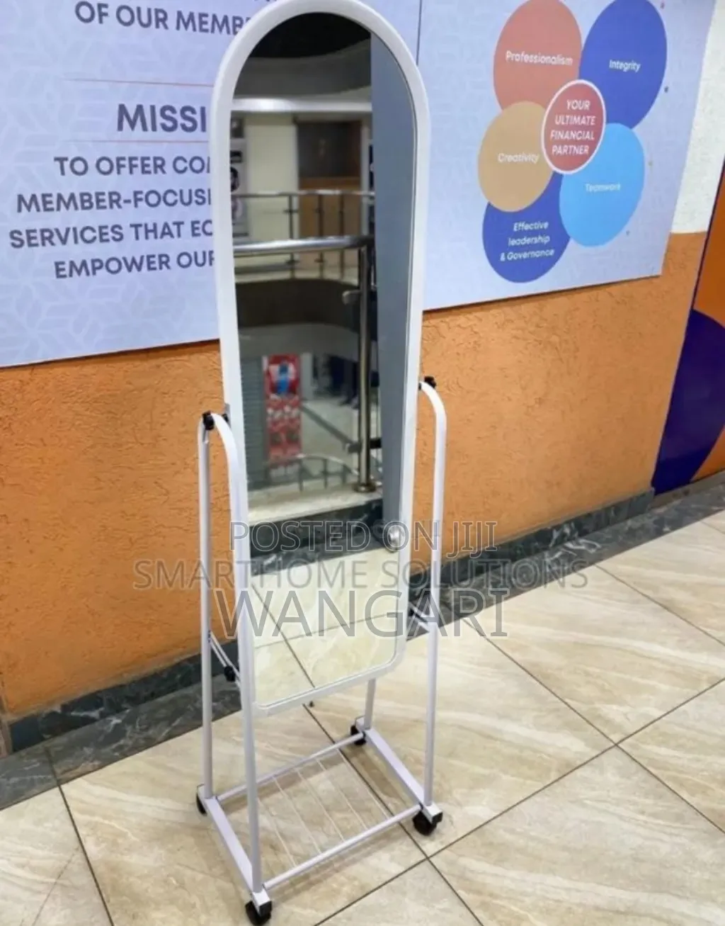 Full.Length Dressing Mirror With Wheel