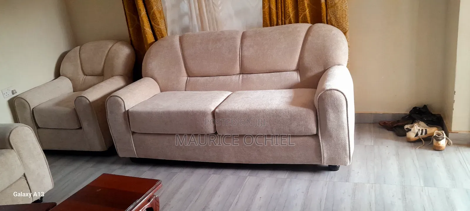 Gonza Sofas