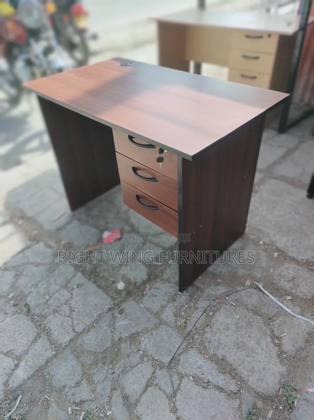 Advanced Desk Office Table
