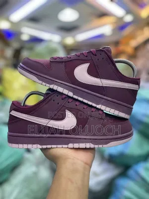 Nike Sb Dunk Low”Beetroot Crush “
Quality Leather 
 Size 37-45