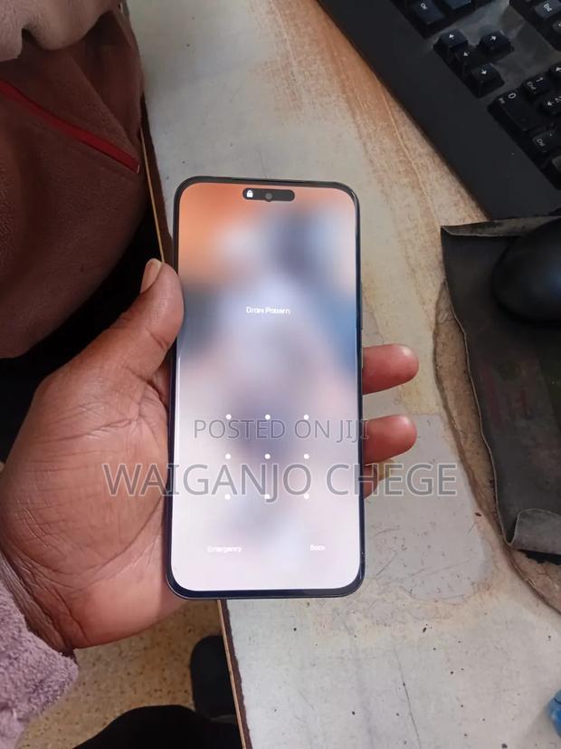 Infinix Hot 60i 256 GB Black - thumbnail 2