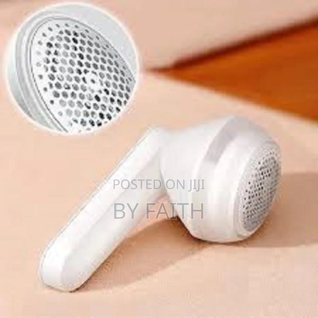 Reusable Lint/Pet Fur Remover.