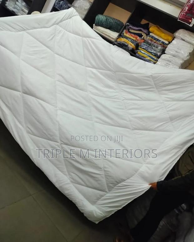 White Binded Duvet 6×7 | Full Coverage Comfort - main view
