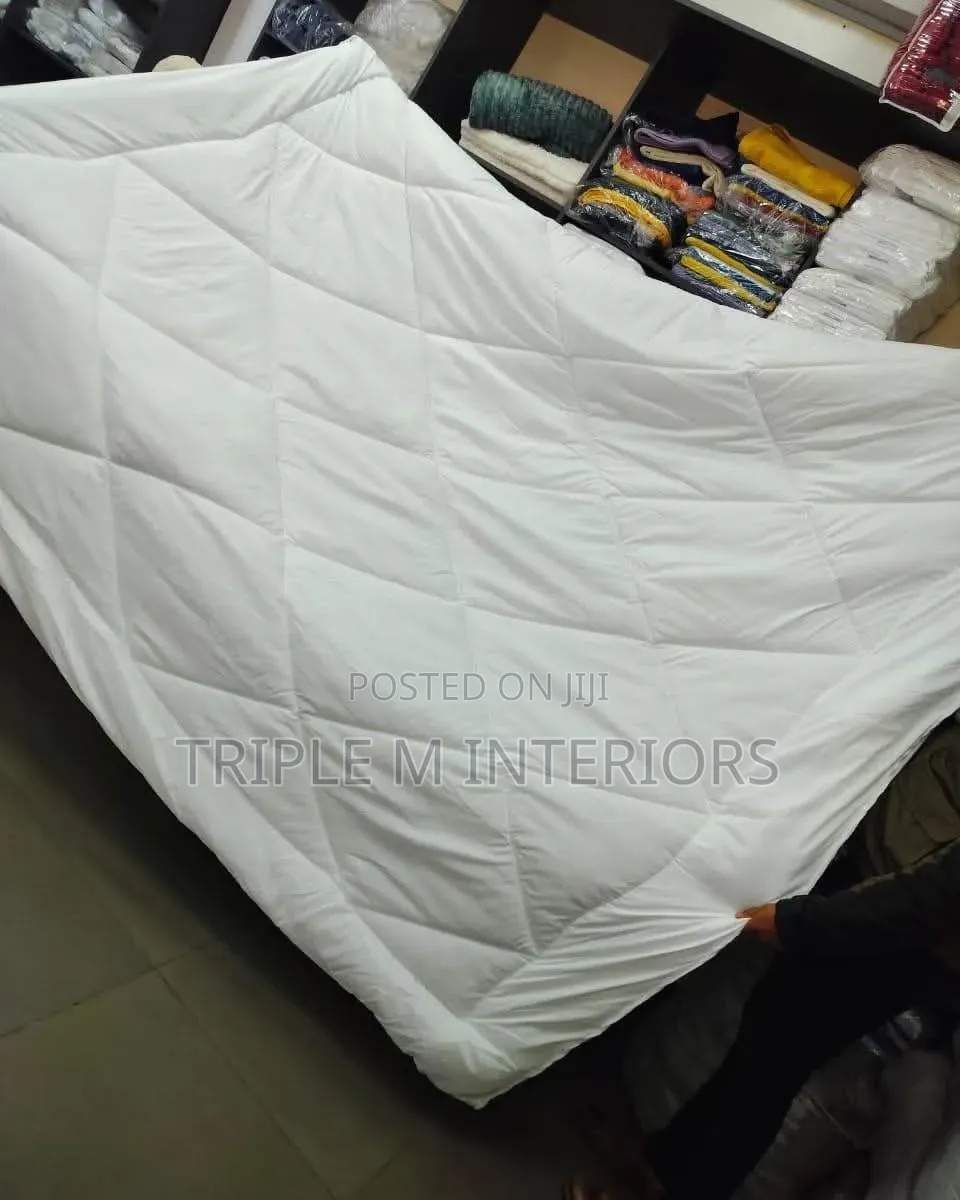 White Binded Duvet 6×7 | Full Coverage Comfort