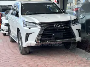 Lexus LX 2020 Off white