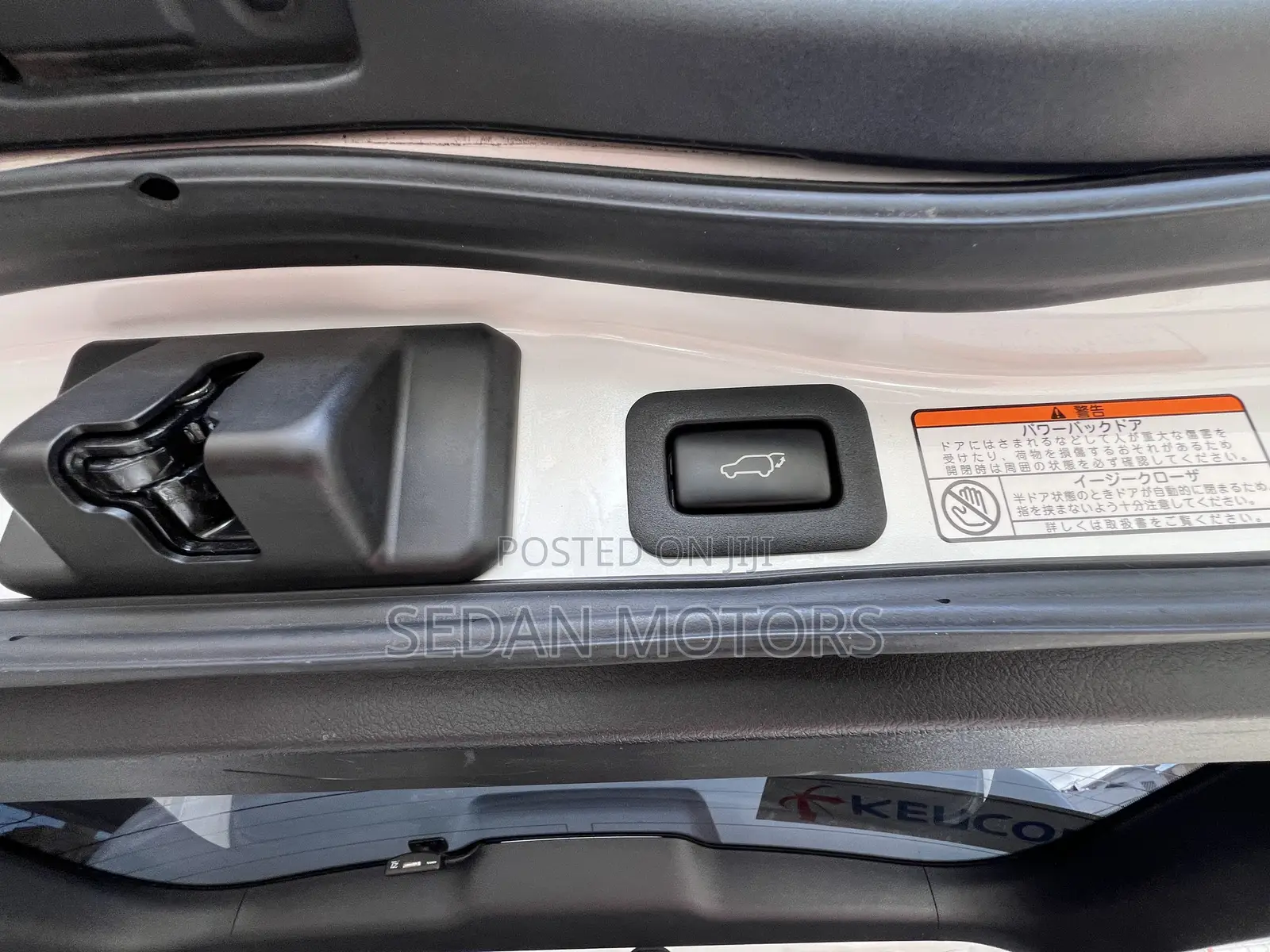 Lexus LX 2020 Off white