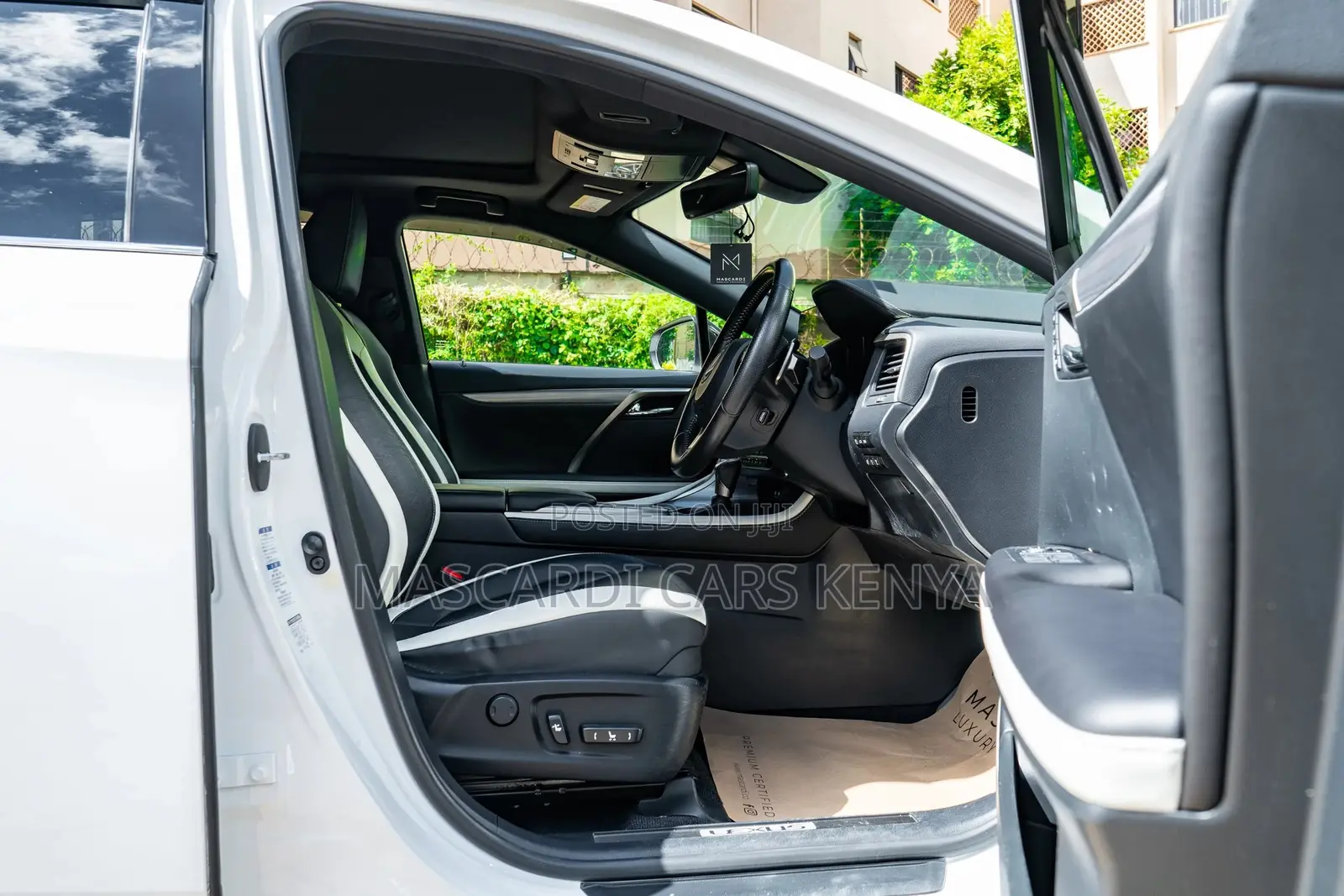 Lexus RX 300 4WD 2019 White