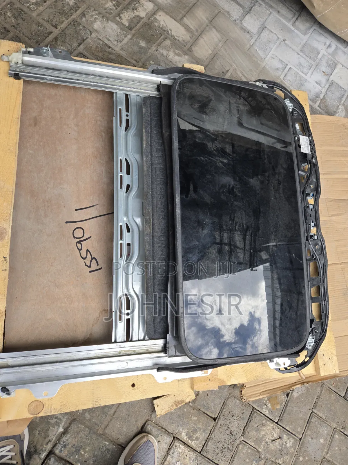 Subaru Sunroof