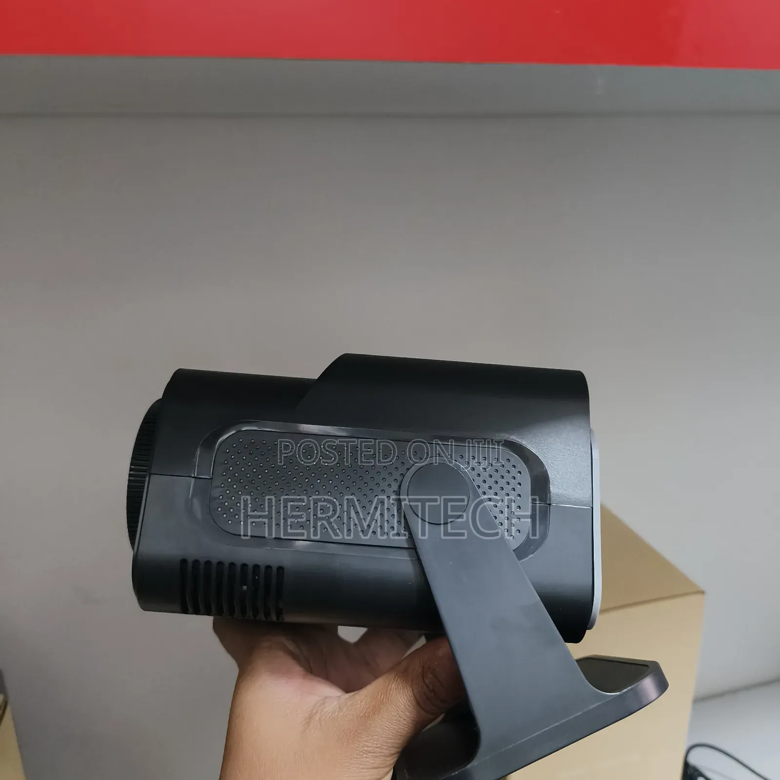 Portable Mini Hy320 Improved High Brightness Wide Display