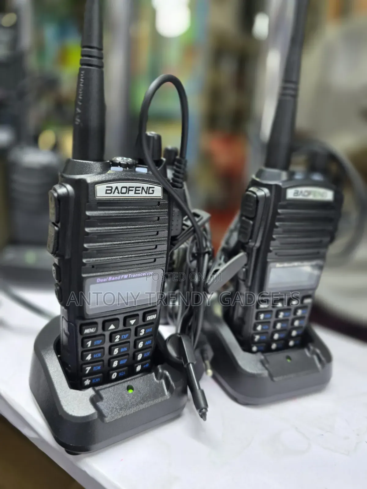 Pair Baofeng Uv 82 Walkie Talkie/Walkie Talkie