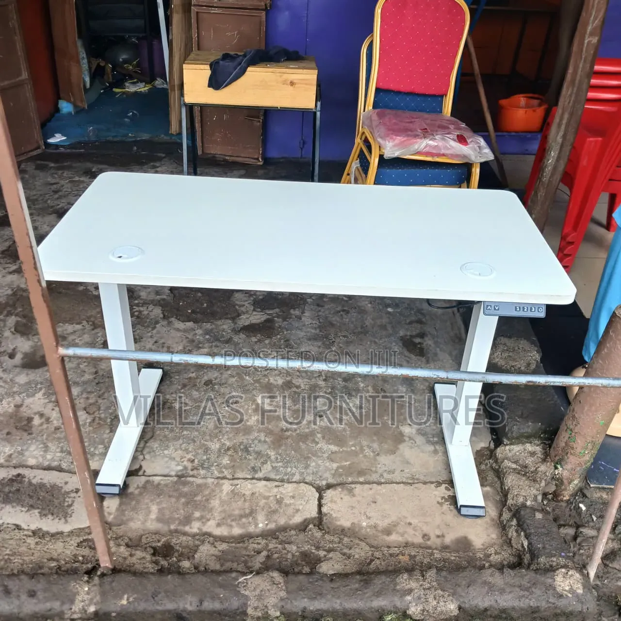Electric Desk for Flexible Sitting Standing