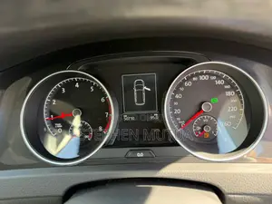 Volkswagen Golf 2019 Silver
