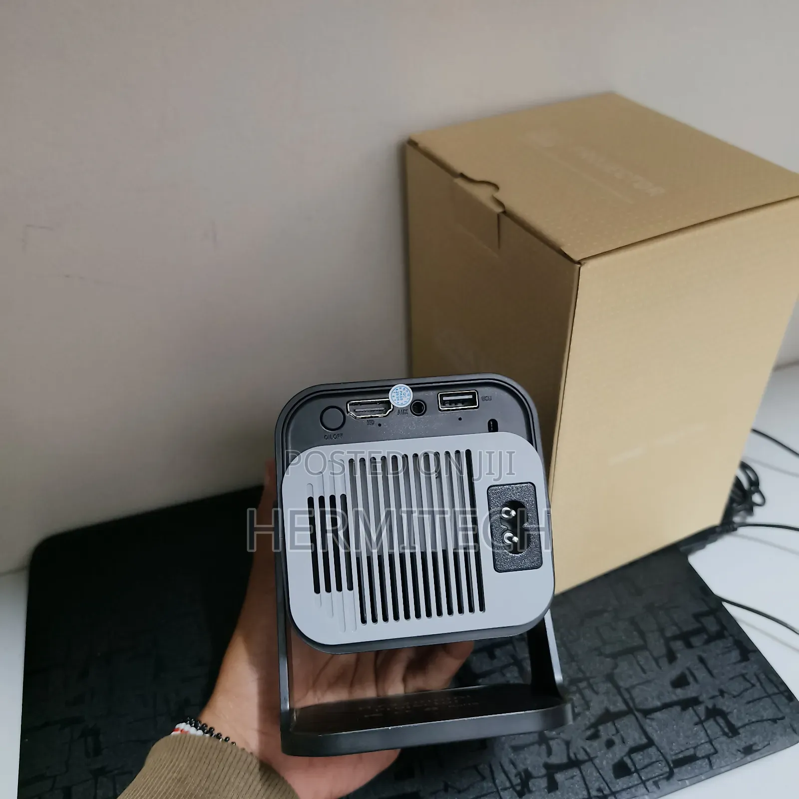 Quality Vision Mini Hy320 Projector 16gb Storage Resolution Wifi