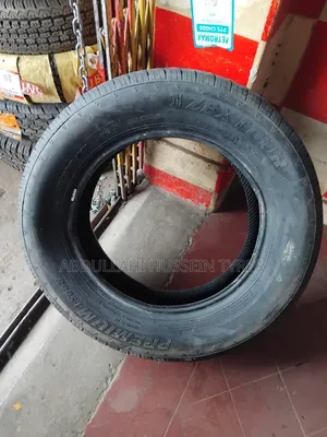 225/65 R17 Zextour 102v