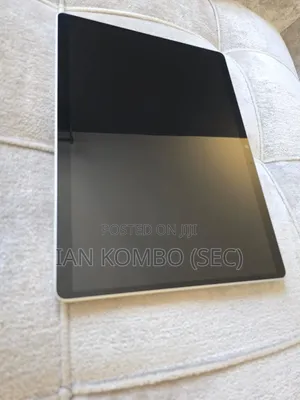 Laptop Microsoft Surface Pro 9 8GB Intel Core i5 SSD 256GB