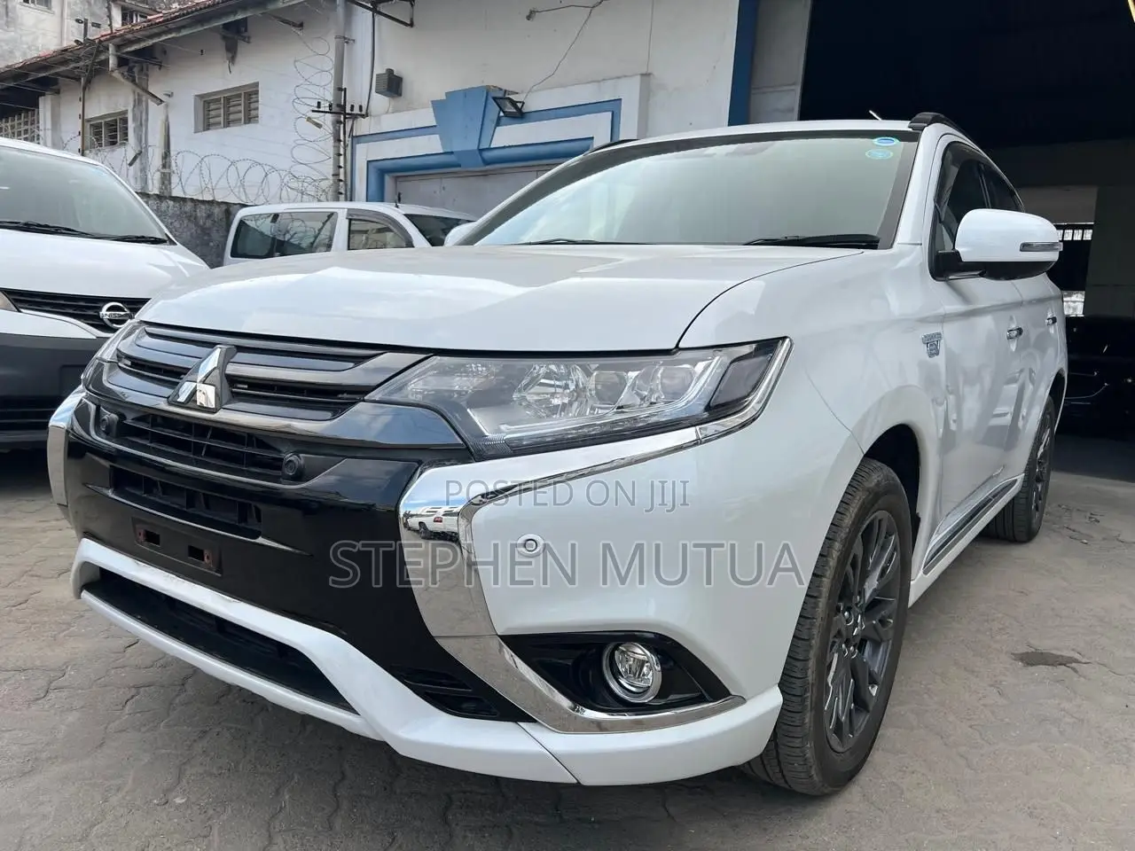 Mitsubishi Outlander 2.0 PHEV AWD 2019 White