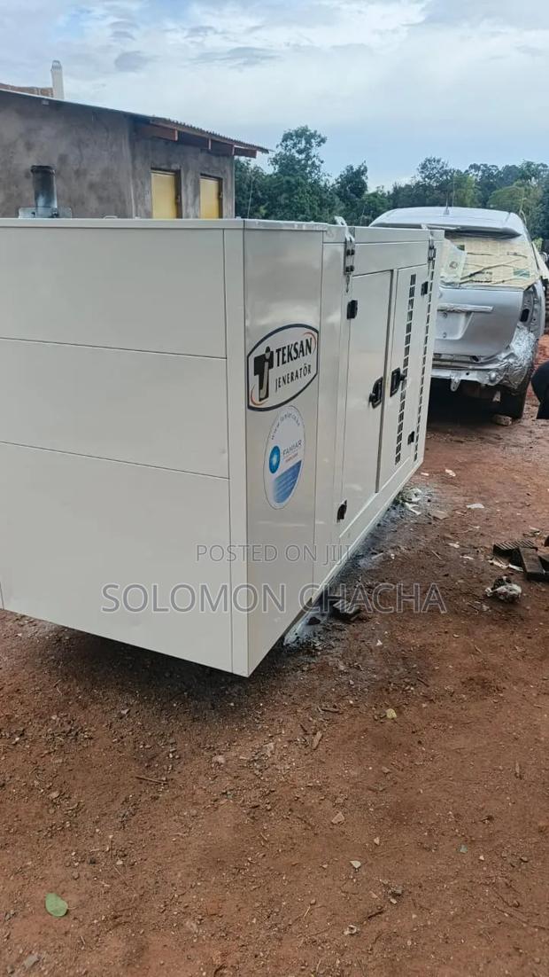 Teksan Ex Uk 20kva Slightly Used Water Cooled Generator - thumbnail 4