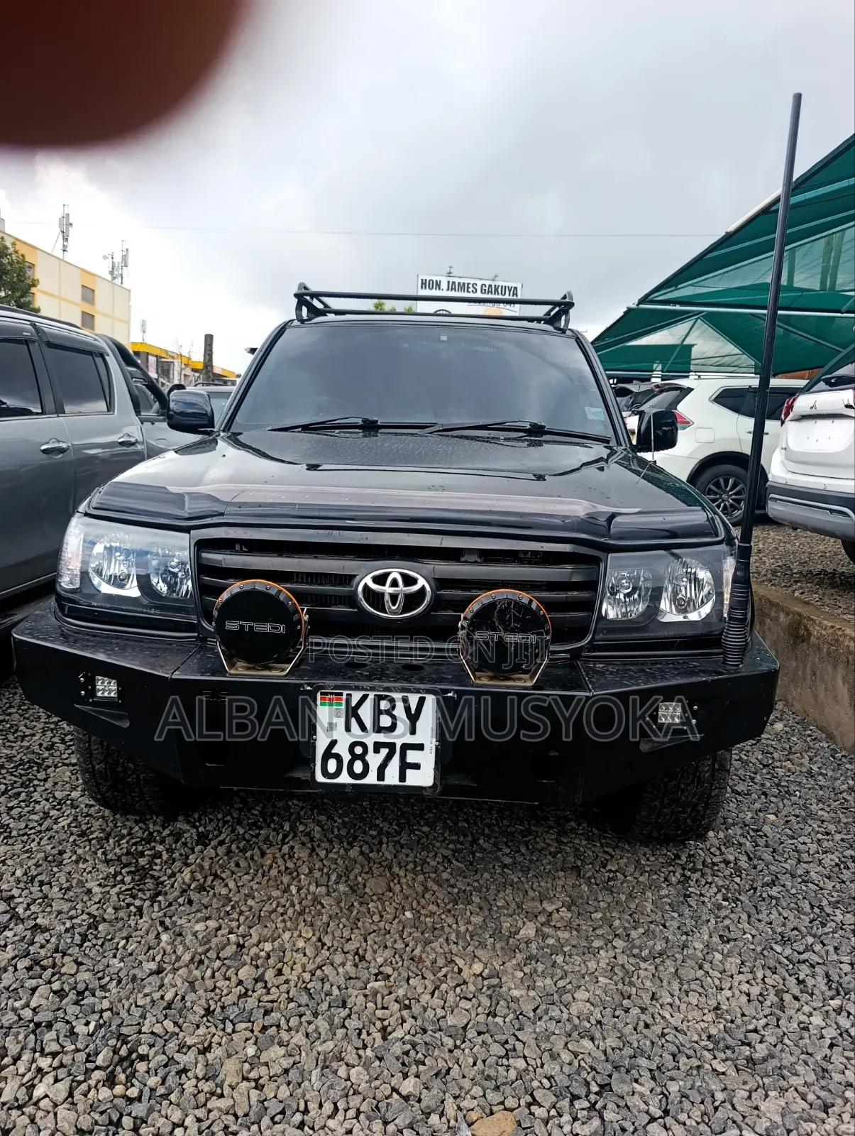 Toyota Land Cruiser 2004 Black