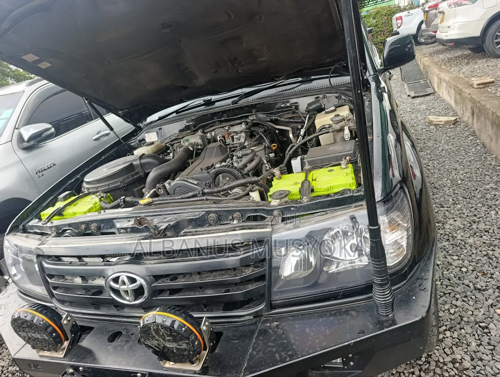 Toyota Land Cruiser 2004 Black