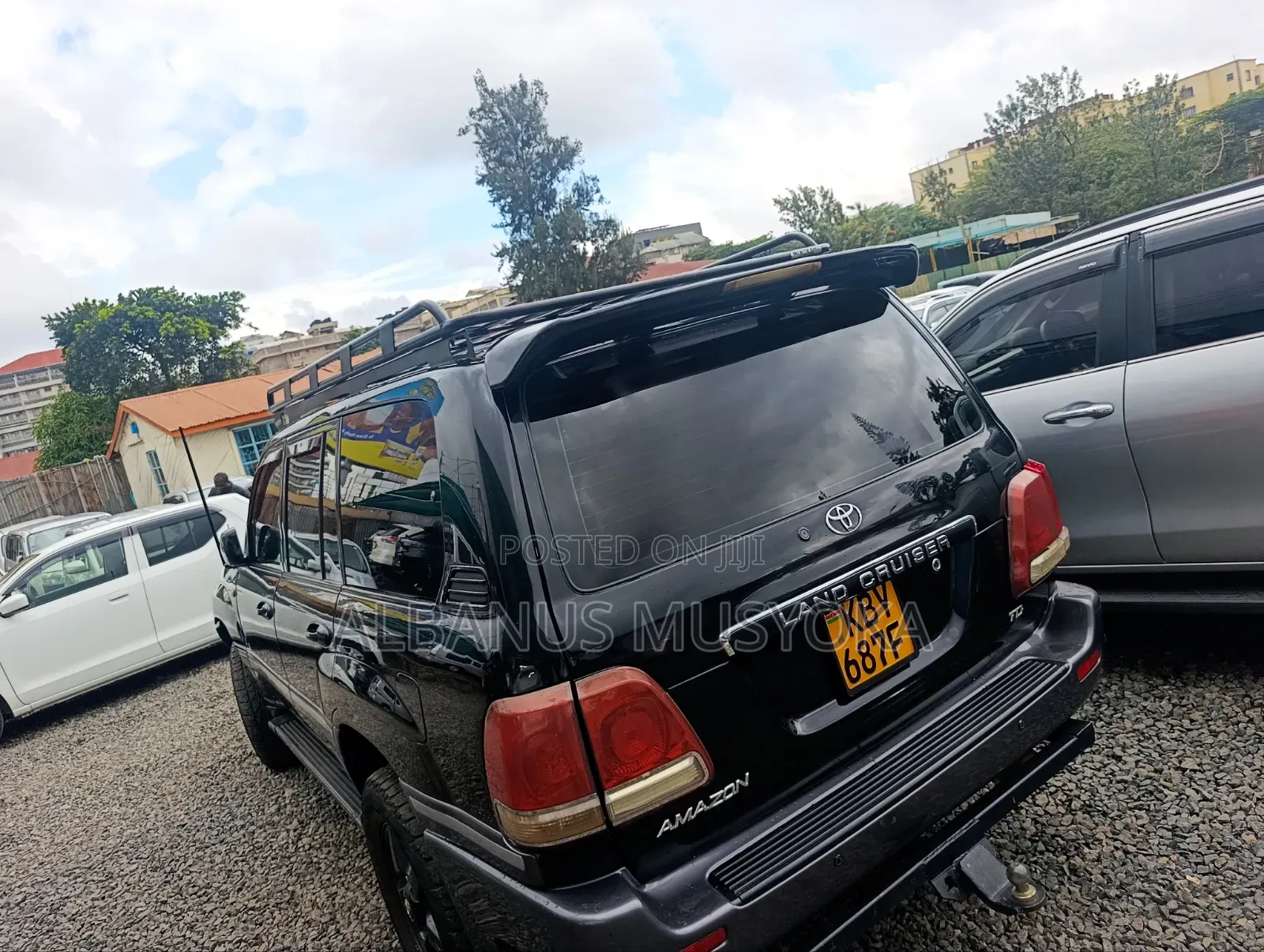 Toyota Land Cruiser 2004 Black