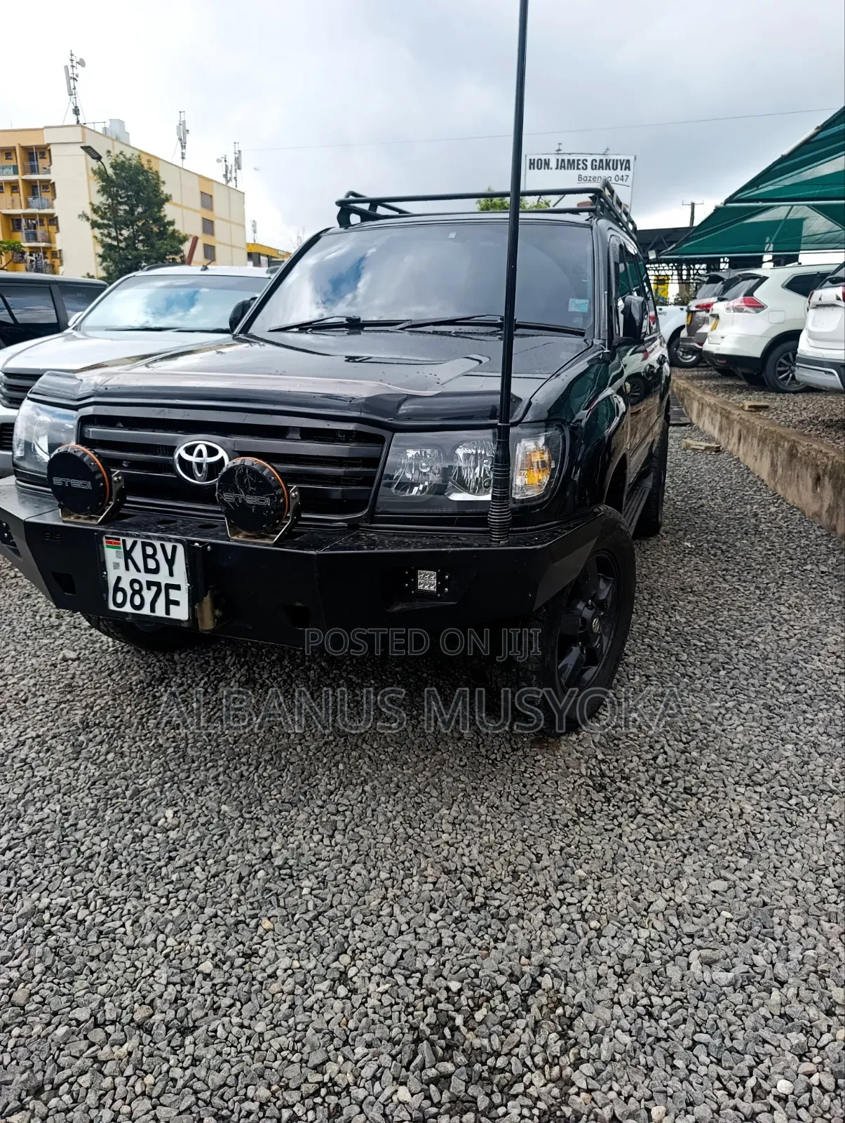 Toyota Land Cruiser 2004 Black