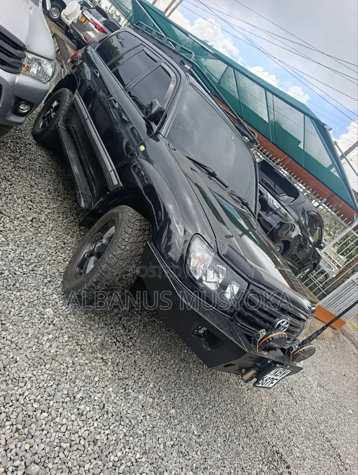Toyota Land Cruiser 2004 Black