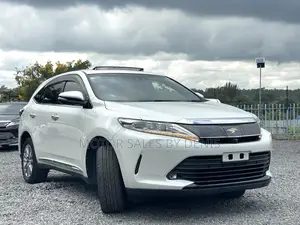 Toyota Harrier 2.0 2019 White