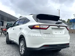 Toyota Harrier 2.0 2019 White