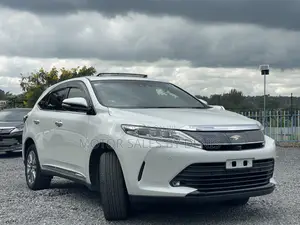 Toyota Harrier 2.0 2019 White