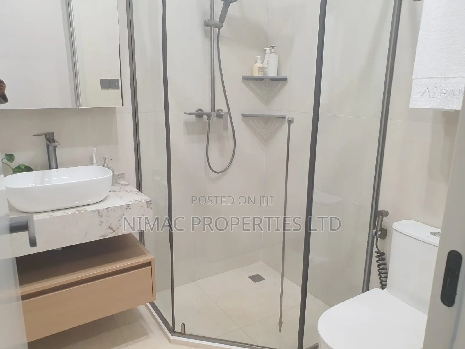4bdrm Apartment in Raphta Road Area for sale