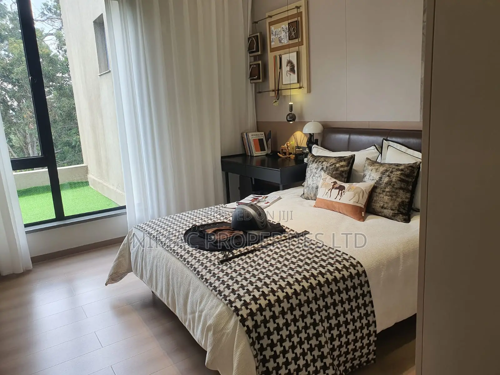 4bdrm Apartment in Raphta Road Area for sale