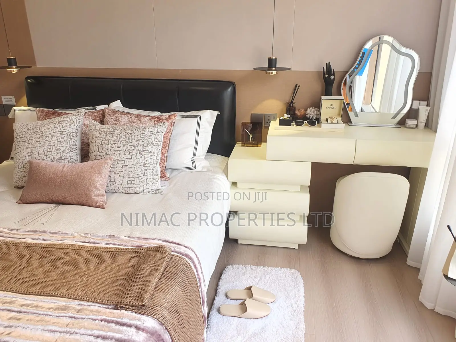 4bdrm Apartment in Raphta Road Area for sale
