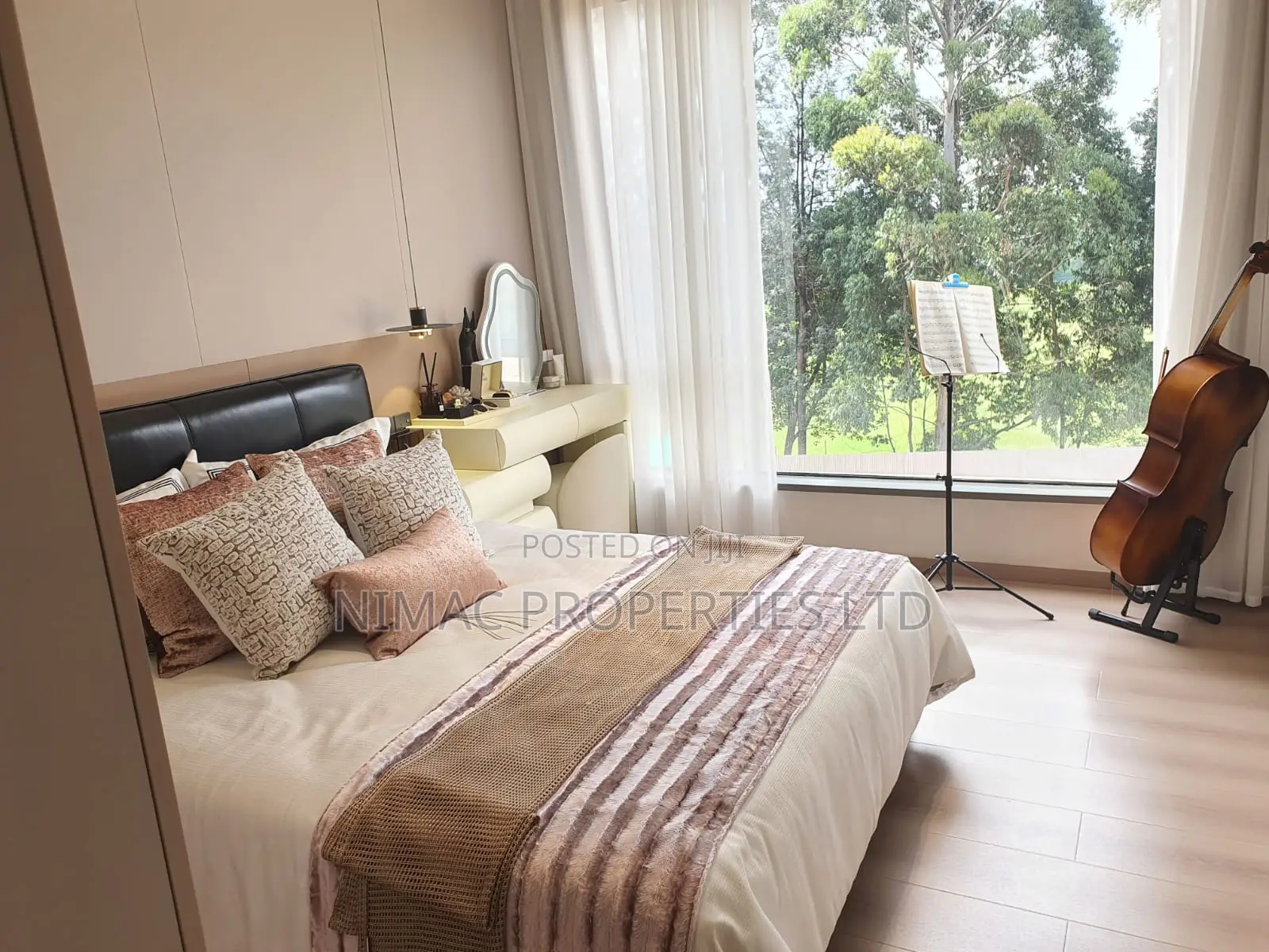 4bdrm Apartment in Raphta Road Area for sale