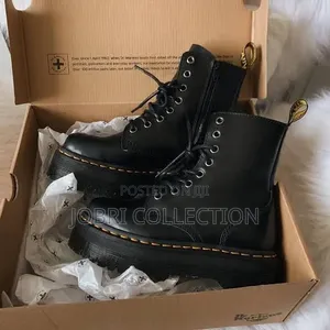 Rick Owens Dr Marten High
Quality Boots