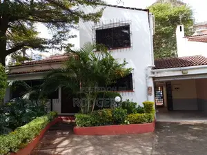 4bdrm Maisonette in State House Area for sale
