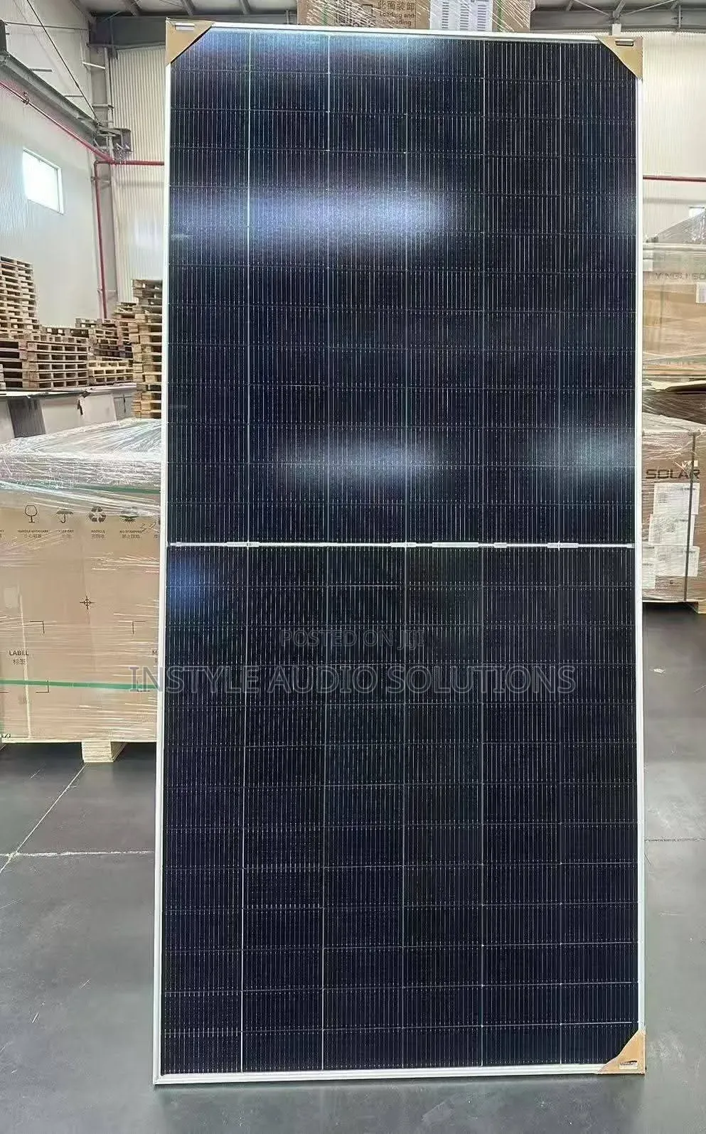 550 Watts Monocrystalline Half Cell Solar Panels