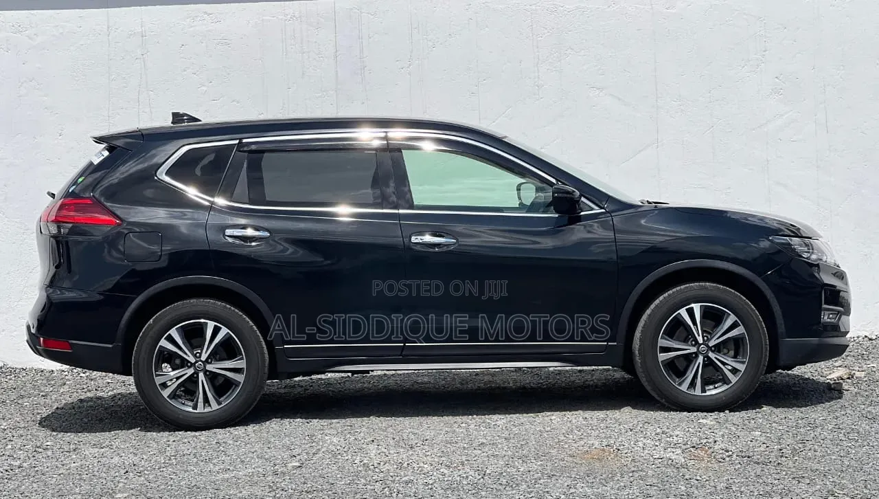 Nissan X-Trail 2.0 Petrol AWD 2018 Black