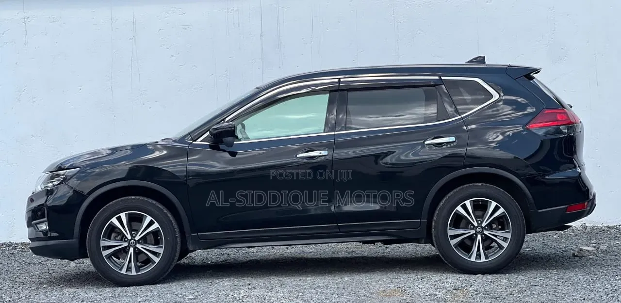 Nissan X-Trail 2.0 Petrol AWD 2018 Black