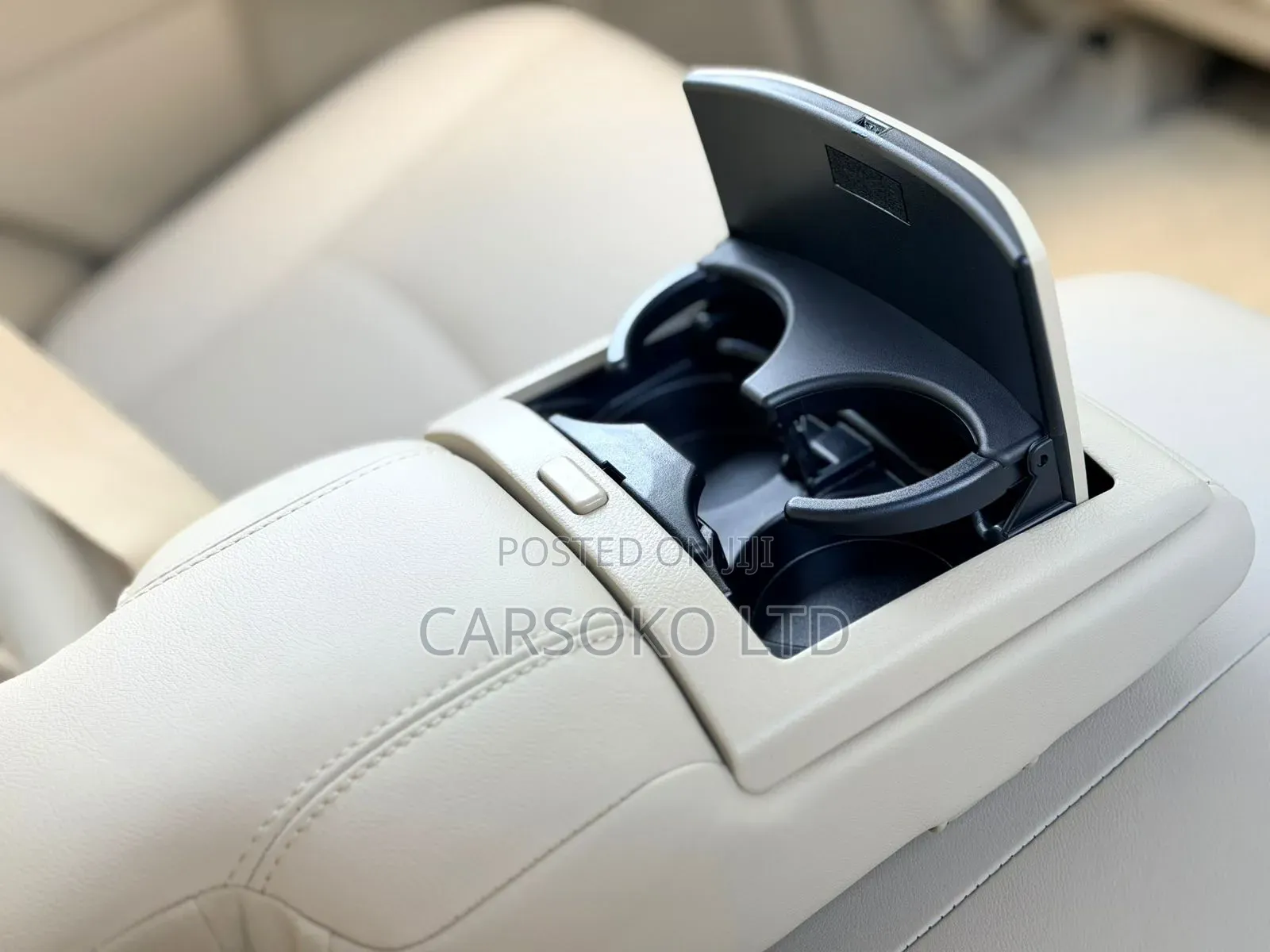 Toyota Land Cruiser Prado 2.7 2019 White