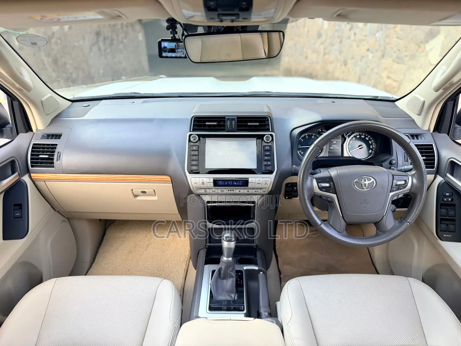 Toyota Land Cruiser Prado 2.7 2019 White