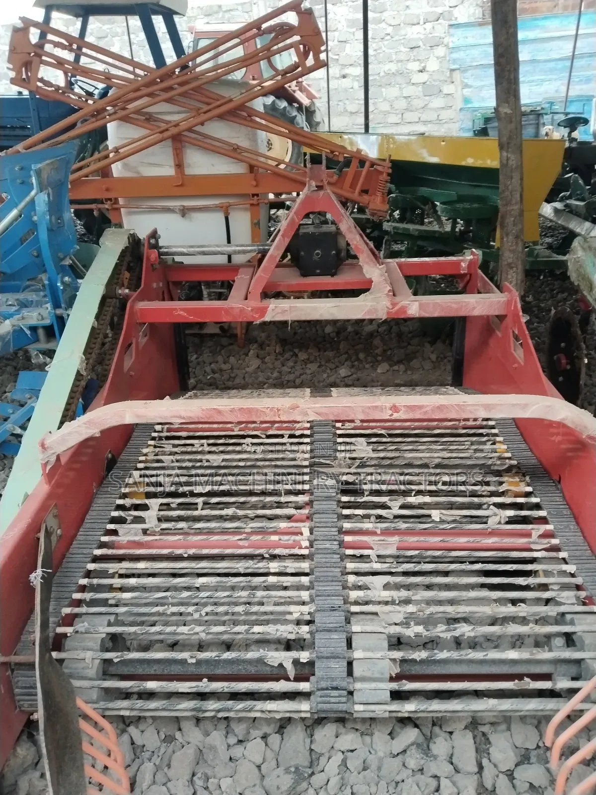 Potatoes Harvester