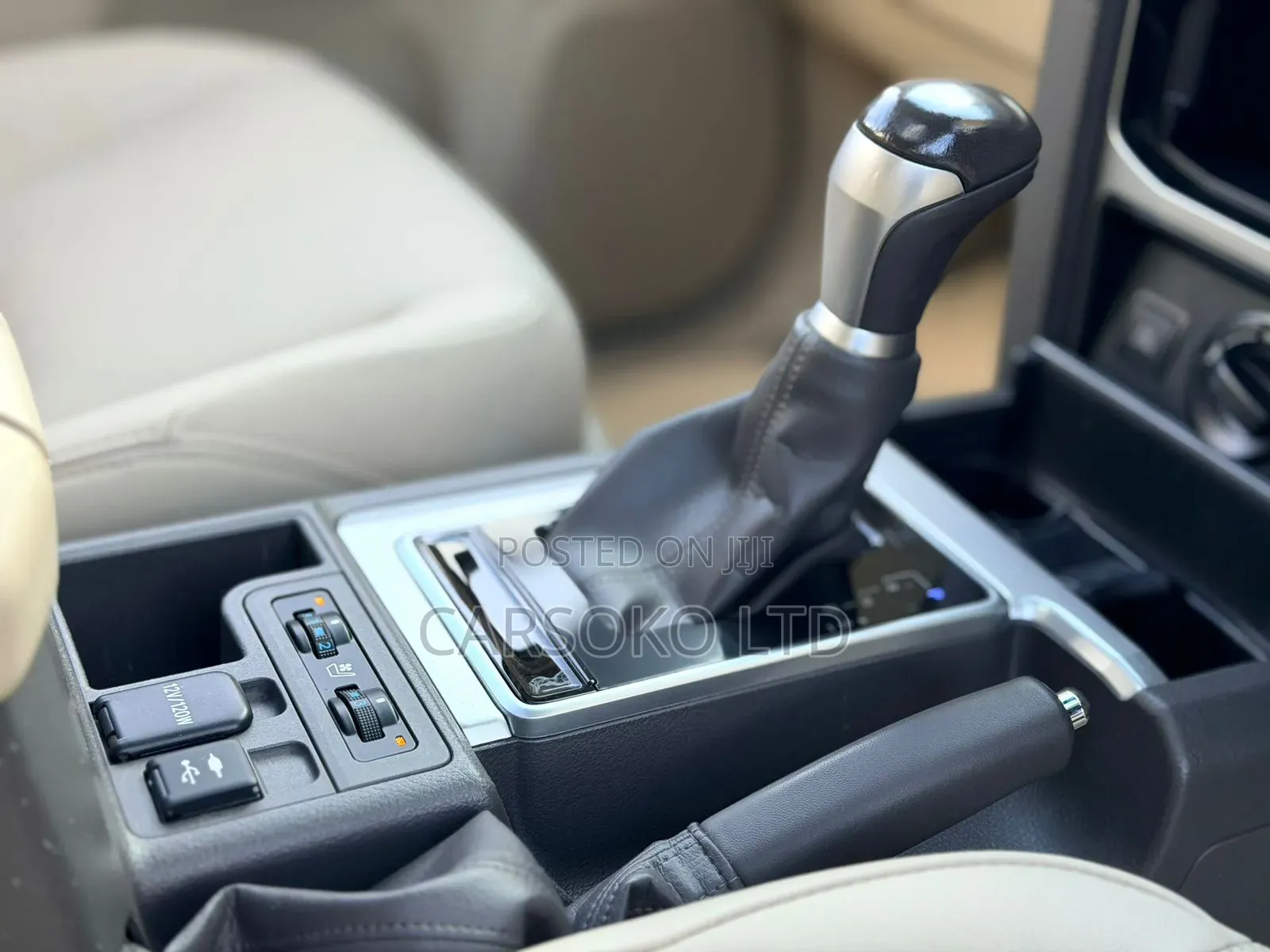 Toyota Land Cruiser Prado 2.7 2019 White