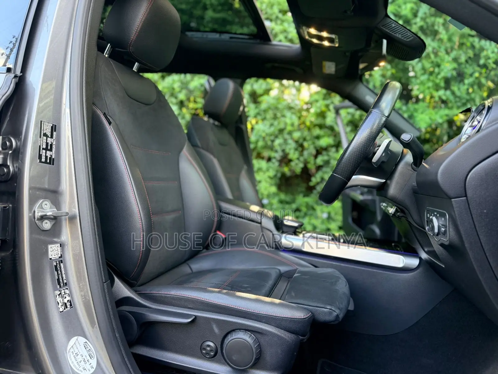 Mercedes-Benz GLB-Class GLB 200 2021 Gray