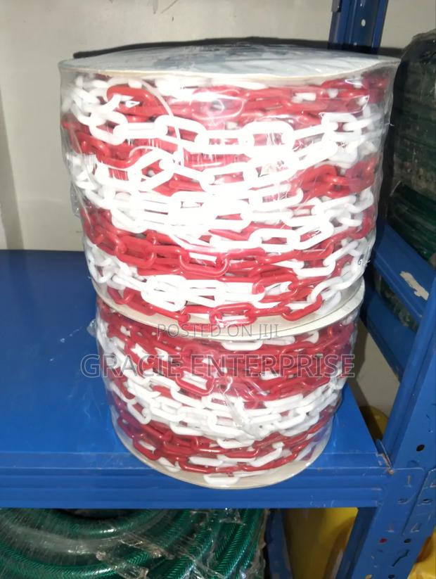 Plastic Barrier Chain - main view