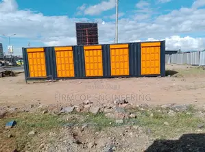 Double Steel Doors Container Stalls