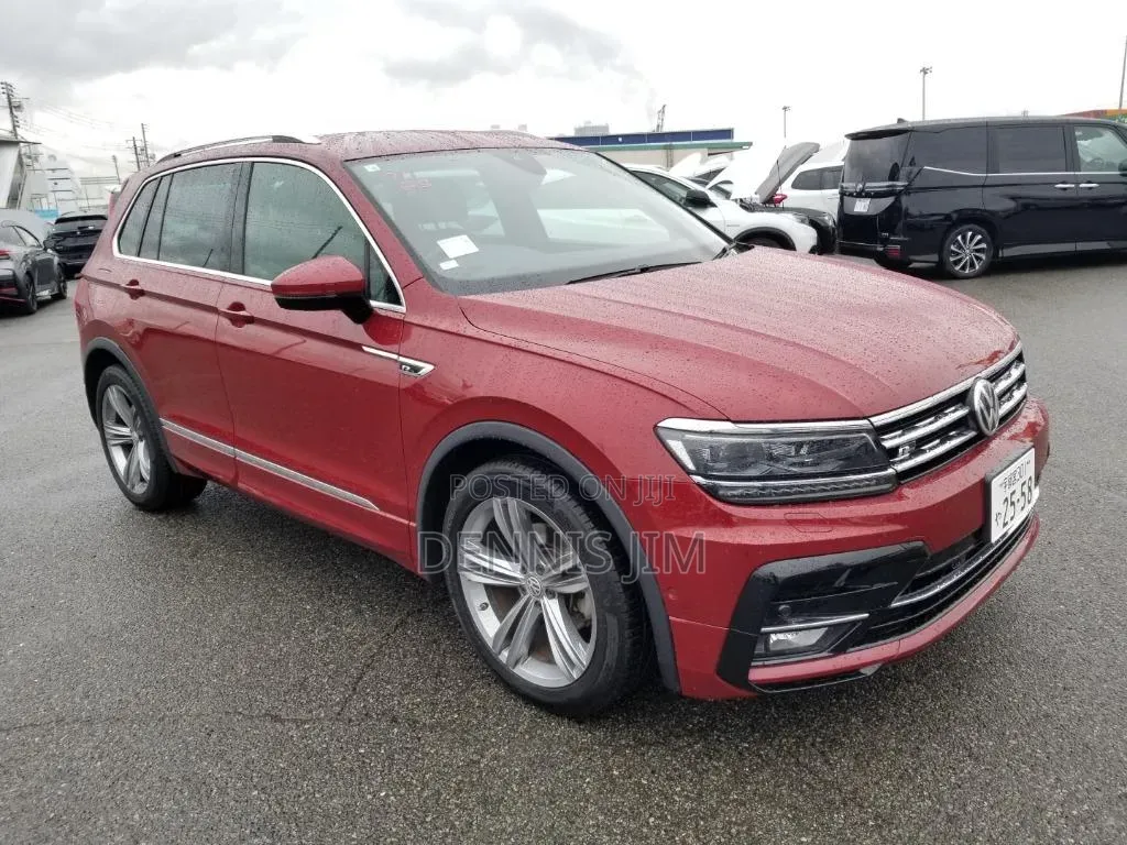 Volkswagen Tiguan 2018 Red