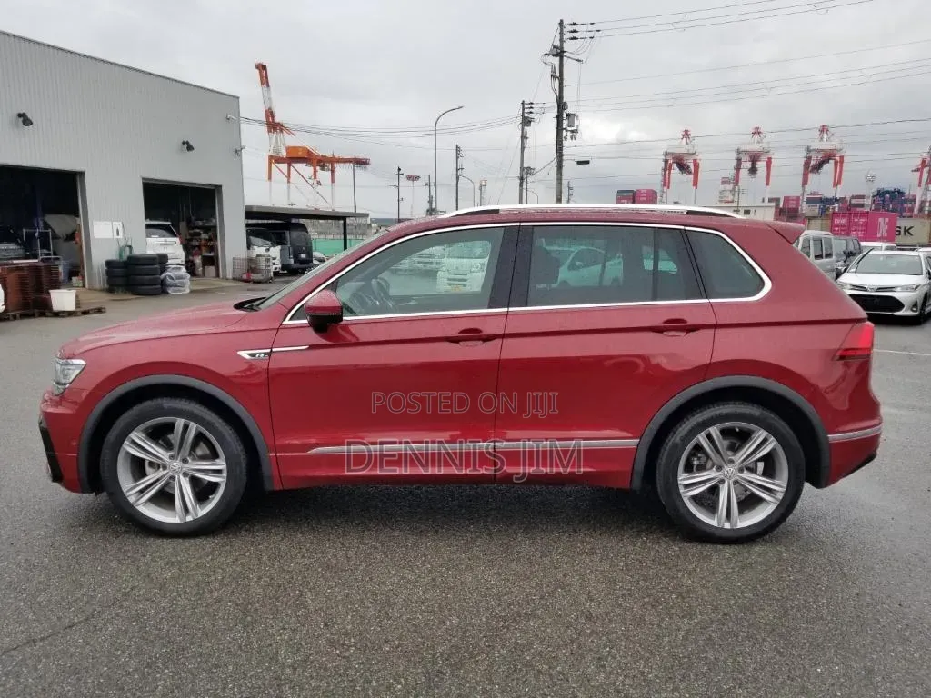 Volkswagen Tiguan 2018 Red