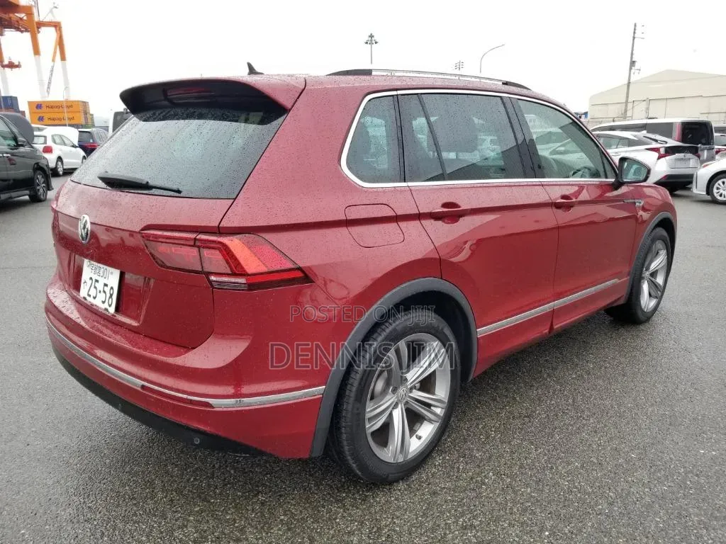 Volkswagen Tiguan 2018 Red